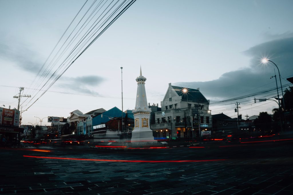 ngopi di Jogja, Tugu Pal Putih, Jogja