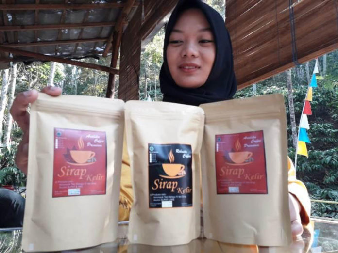 Dosoen Kopi Sirap, Magelang