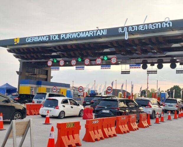 Di Antara Arus Mudik dan Secangkir Kopi